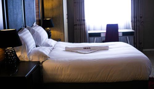 Emerald Deluxe Room