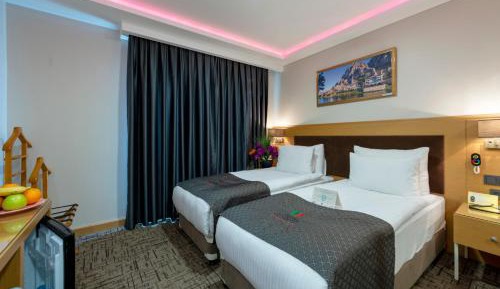 Triple Room with Balcony