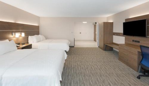 2 Queen Standard Room City View