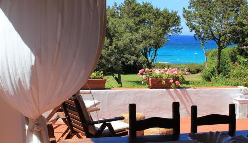 Villa - Beach Front
