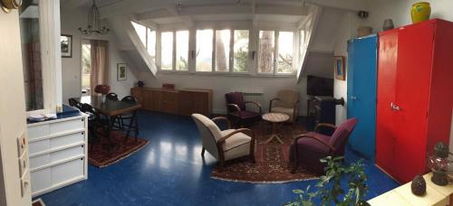 Cottage (2 Adults + 2 Children)