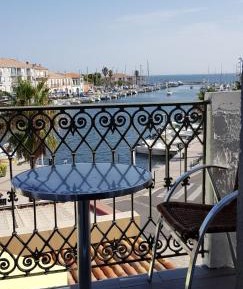 Suite with Balcony Sea View