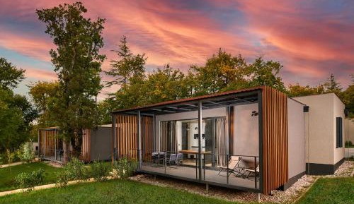 Three-Bedroom Villa with Terrace