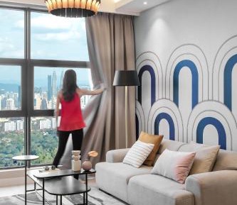 Jumbo Three Bedroom Suite