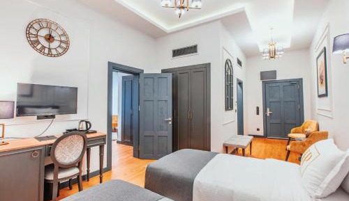 Two-Bedroom Suite