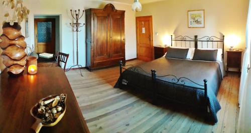 Double or Twin Room with Private Bathroom