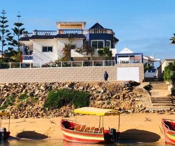 Villa - Beach Front