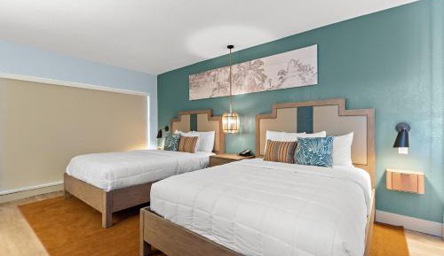 Courtyard Room with Two Queen Beds