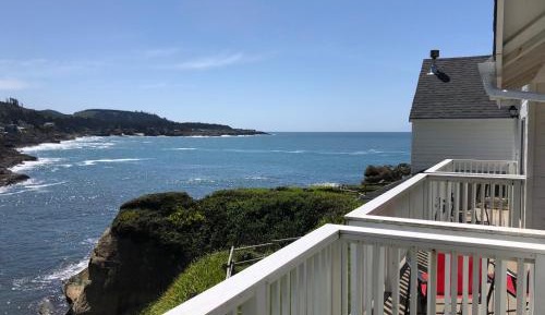 Double Room with Balcony and Sea View