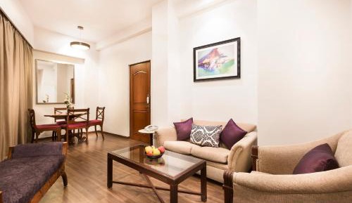 Deluxe Suite