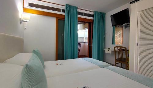 One-Bedroom Apartment with Pool View