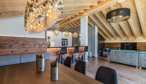 Luxury Penthouse Apartment Zeus