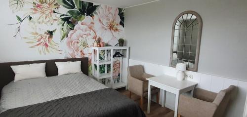 Double Room with Shower