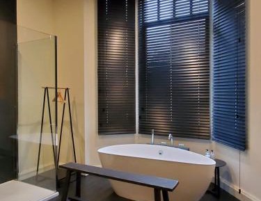 Deluxe Double Room with Private Bathroom