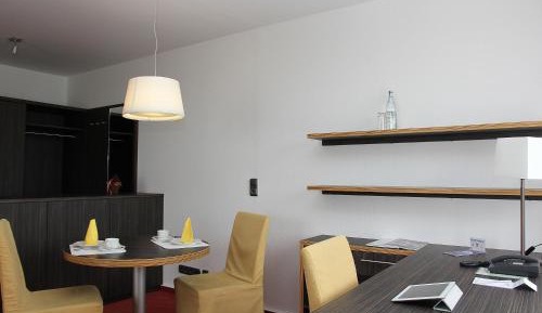 Studio Apartment (3 Adults)