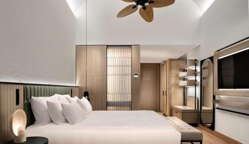 Collection Premium Room with Sea View and Balcony