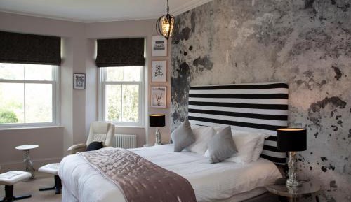 Deluxe Double Room 9