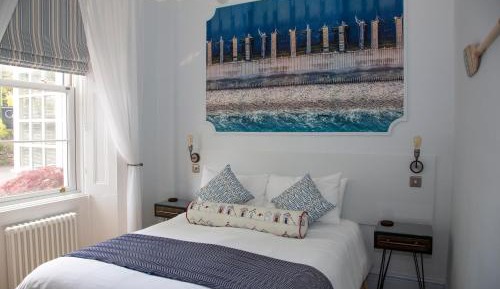 Deluxe Suite 2