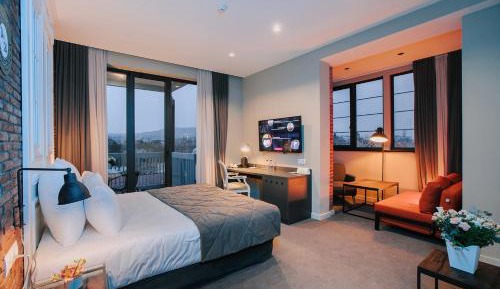 Deluxe Junior Suite