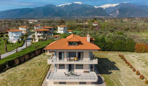 Three-Bedroom Villa