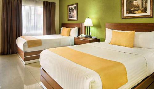 Double Room with Two Double Beds - Non-Smoking
