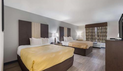 Queen Room with Two Queen Beds - Non-Smoking