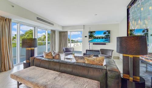 Sagamore Penthouse East