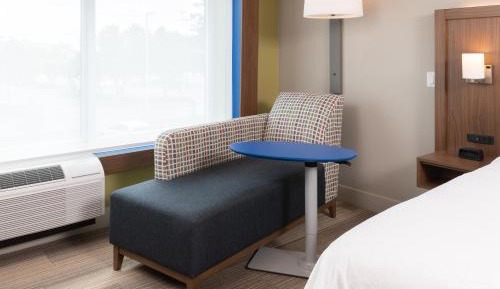 Standard King Room with Extra Space