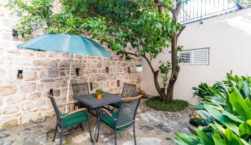 One Bedroom Apartment with Terrace