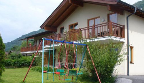 One-Bedroom Apartment with Balcony