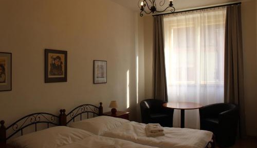 Double or Twin Room with City View