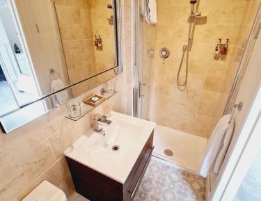 Double Room with Bathroom
