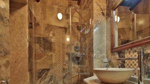 Stone Triple Room