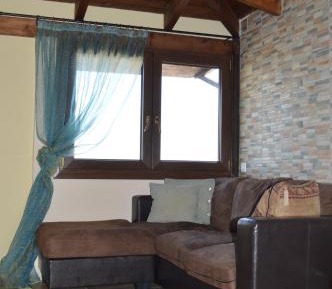 Deluxe One-Bedroom Suite