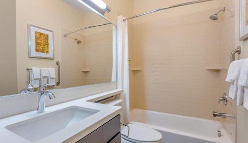 One-Bedroom Suite
