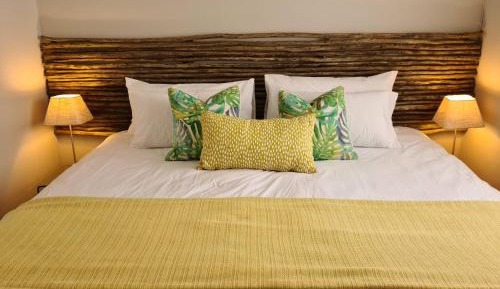 Deluxe Family Suite