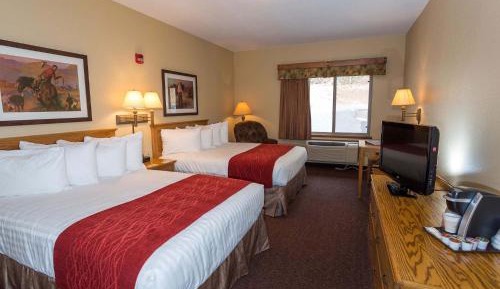 Queen Room with Two Queen Beds - Non-Smoking