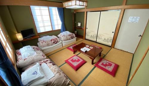 Japanese-Style Triple Room with Shared Bathroom and Toilet