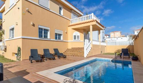 Villa with Sea View