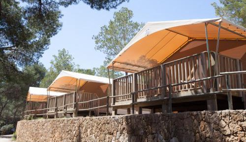 Two-Bedroom Tent (Tent Foret)