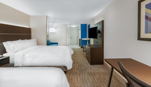 Suite with Two Queen Beds