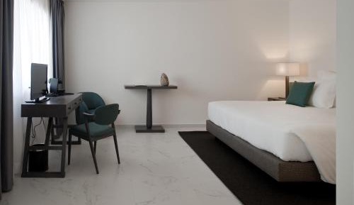 Suite Open-Space Land View