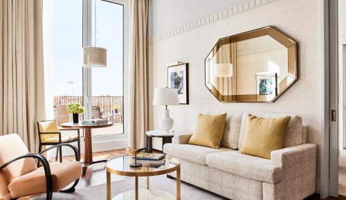Four Seasons Terrace Suite King
