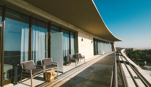 Superior Double or Twin Room with Terrace