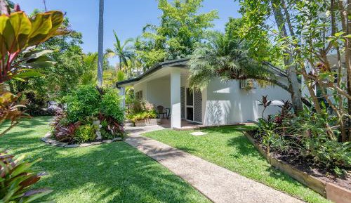 Studio Apartment with Patio