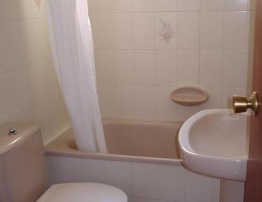 One-Bedroom Apartment (2 - 4 Adults)