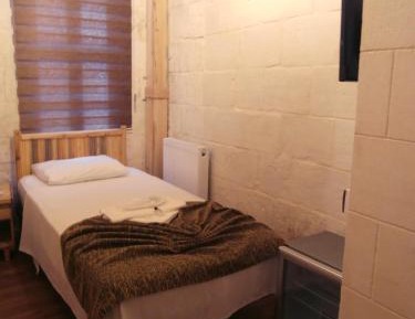 Economy Single Room