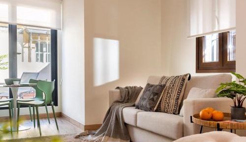 One-Bedroom Apartment with Terrace