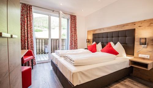 Superior Double Room with Balcony