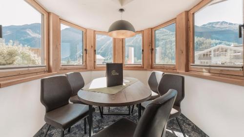 Two-Bedroom Apartment with Balcony